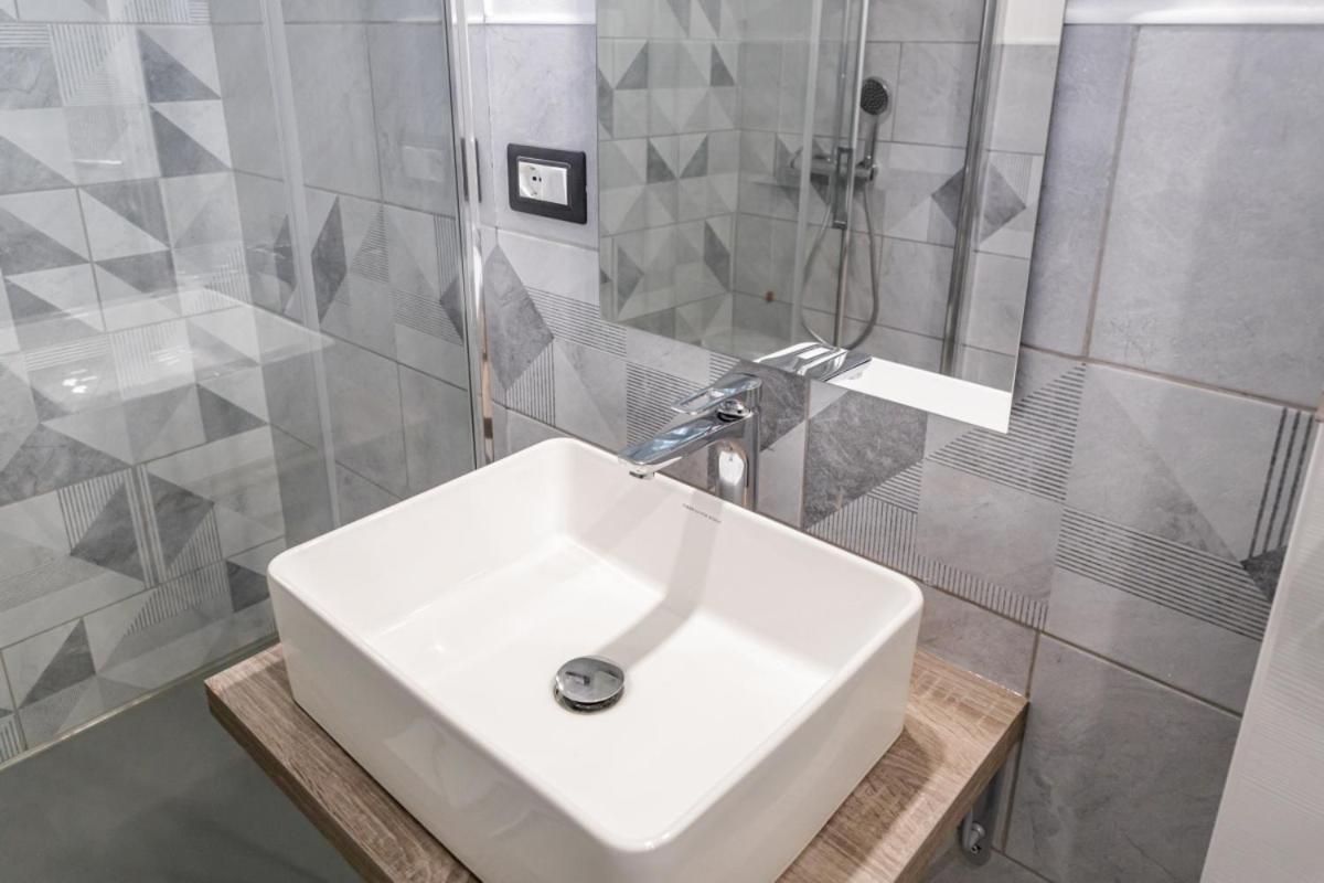 Bandiera 68 Apartment Cagliari Dış mekan fotoğraf